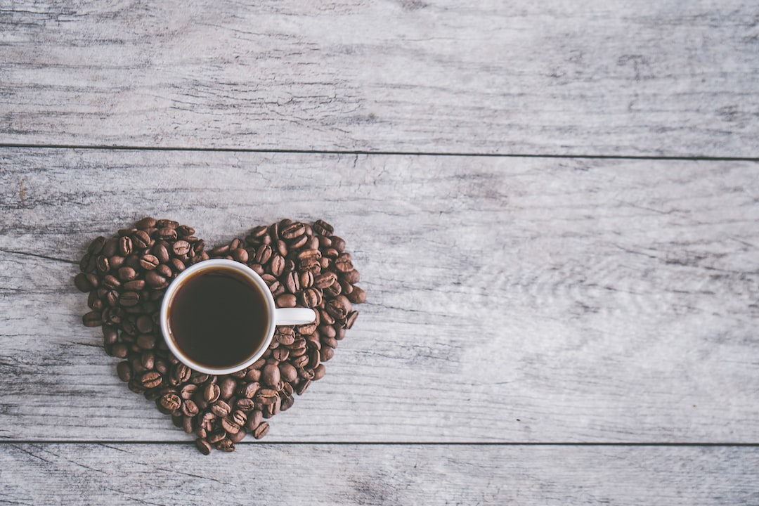 Kawy świeżo palone: Zanurz się w aromatycznym świecie kaw
